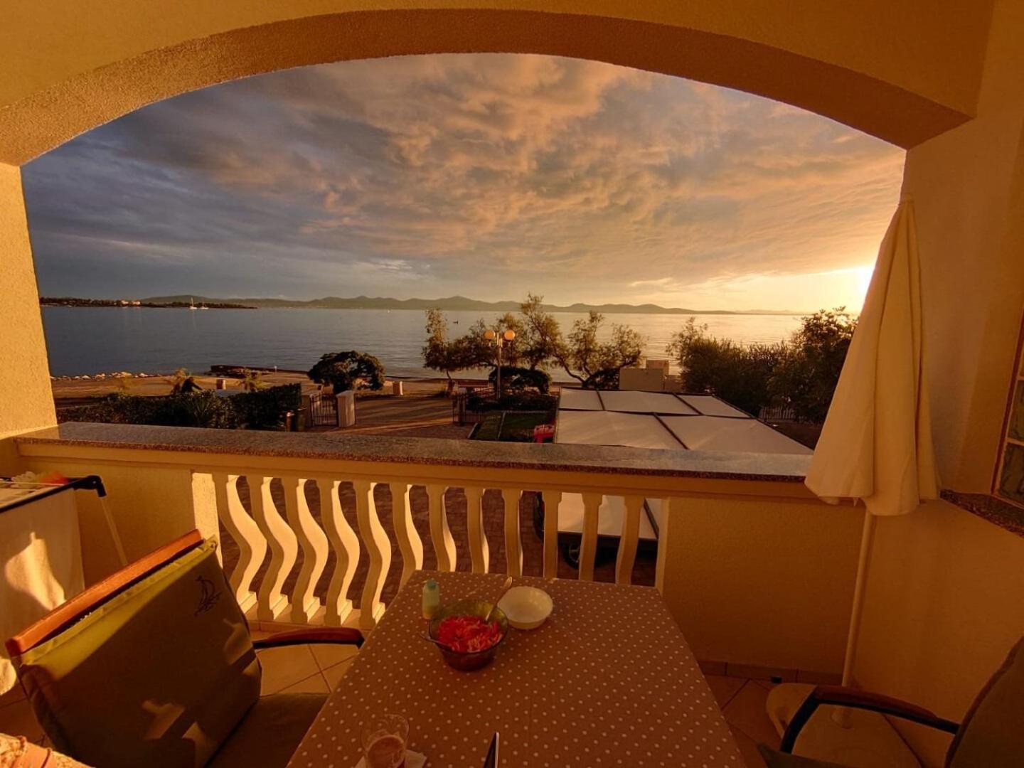 Apartments Petin Zára Kültér fotó